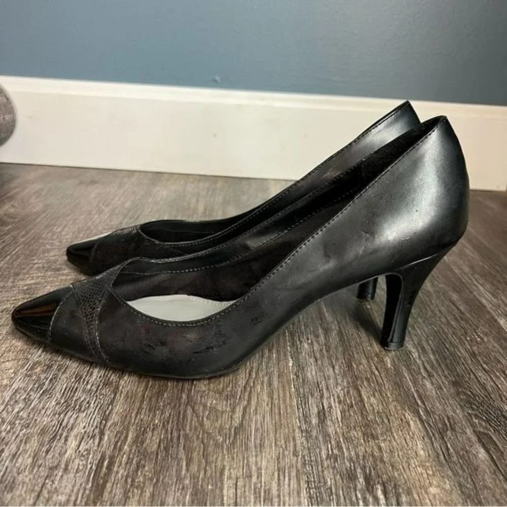 East 5th heels - black - size 9